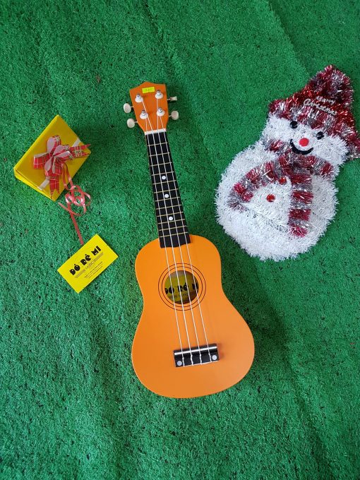 Đàn Ukulele màu cam