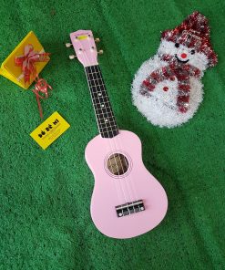 Đàn Ukulele màu hồng nhạt