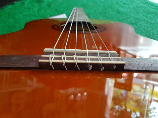 Đàn Guitar Classic Yamaha C40 - Hình ảnh 4